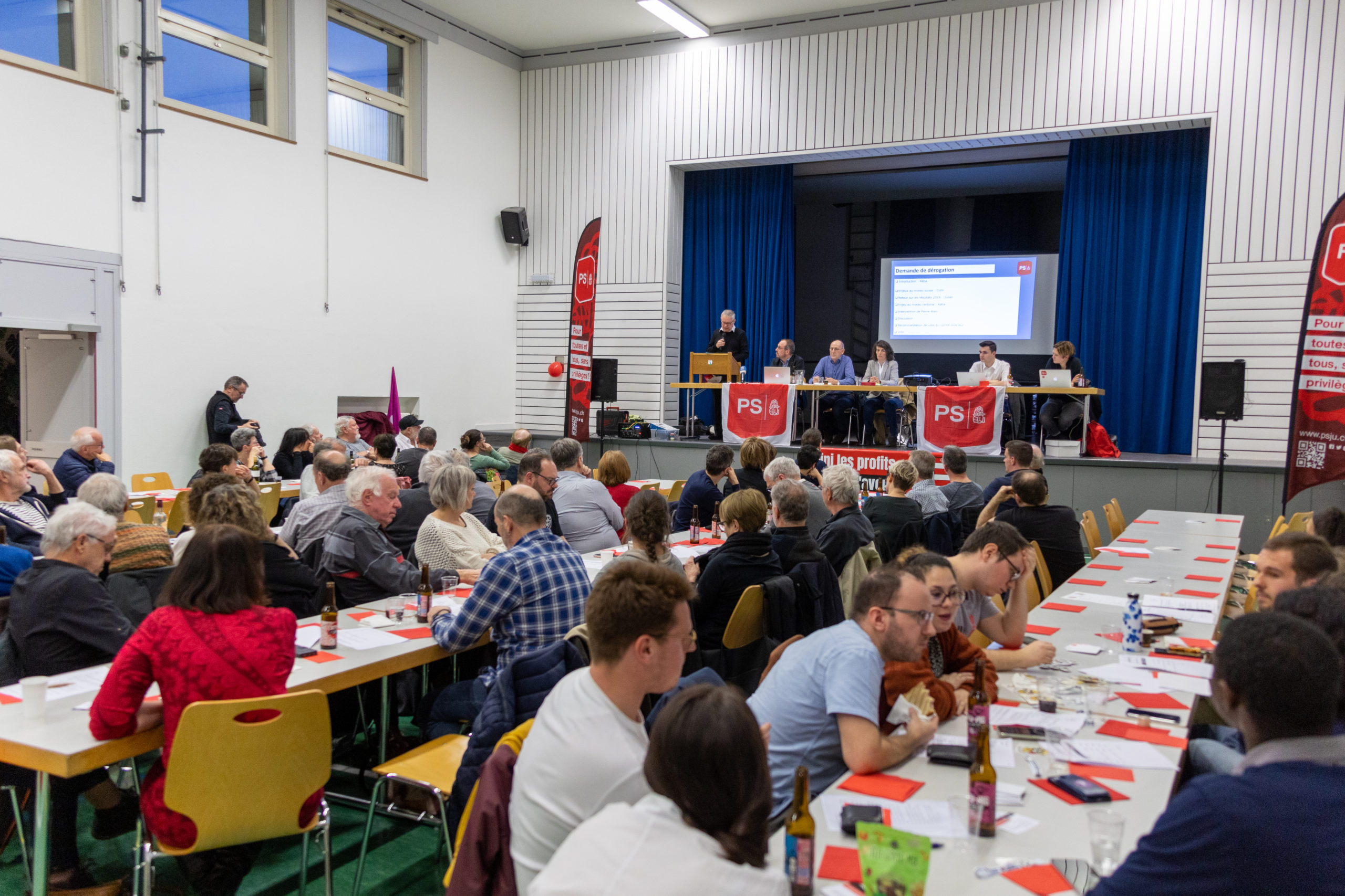 Congrès du PSJ à Courrendlin (photos: Nathan Burkhalter)