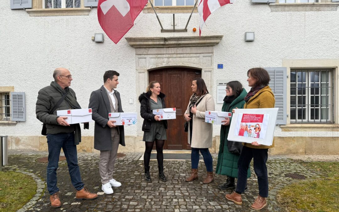 Le PSJ dépose son initiative pour soutenir les familles jurassiennes
